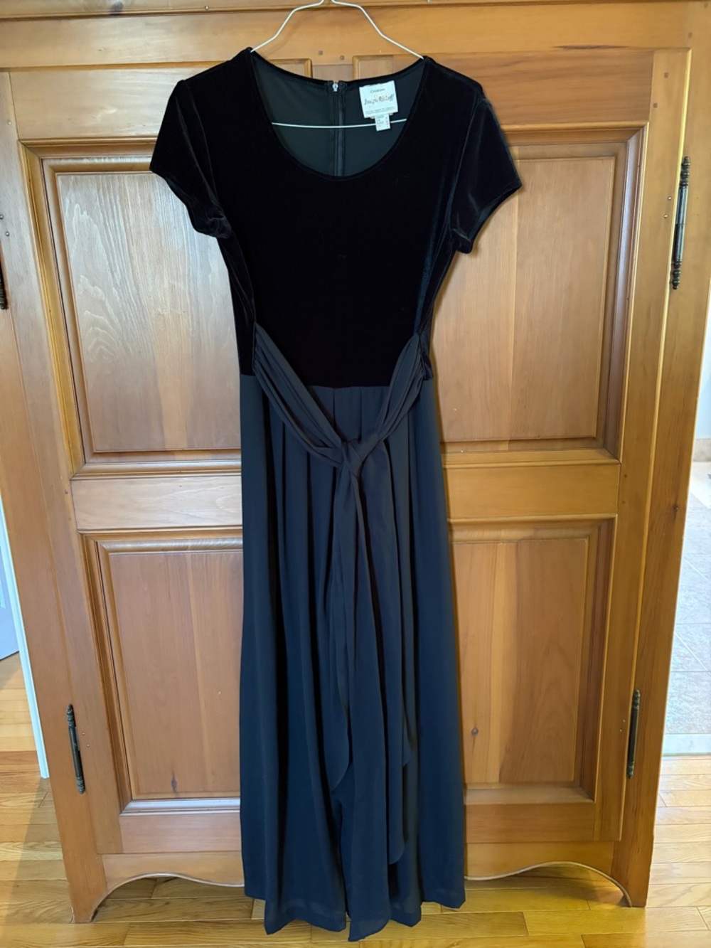 Joseph Ribkoff Black Velvet Bodice & Chiffon Jumpsuit size 12